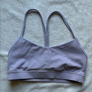 Lululemon Women's light purple Sports Bra